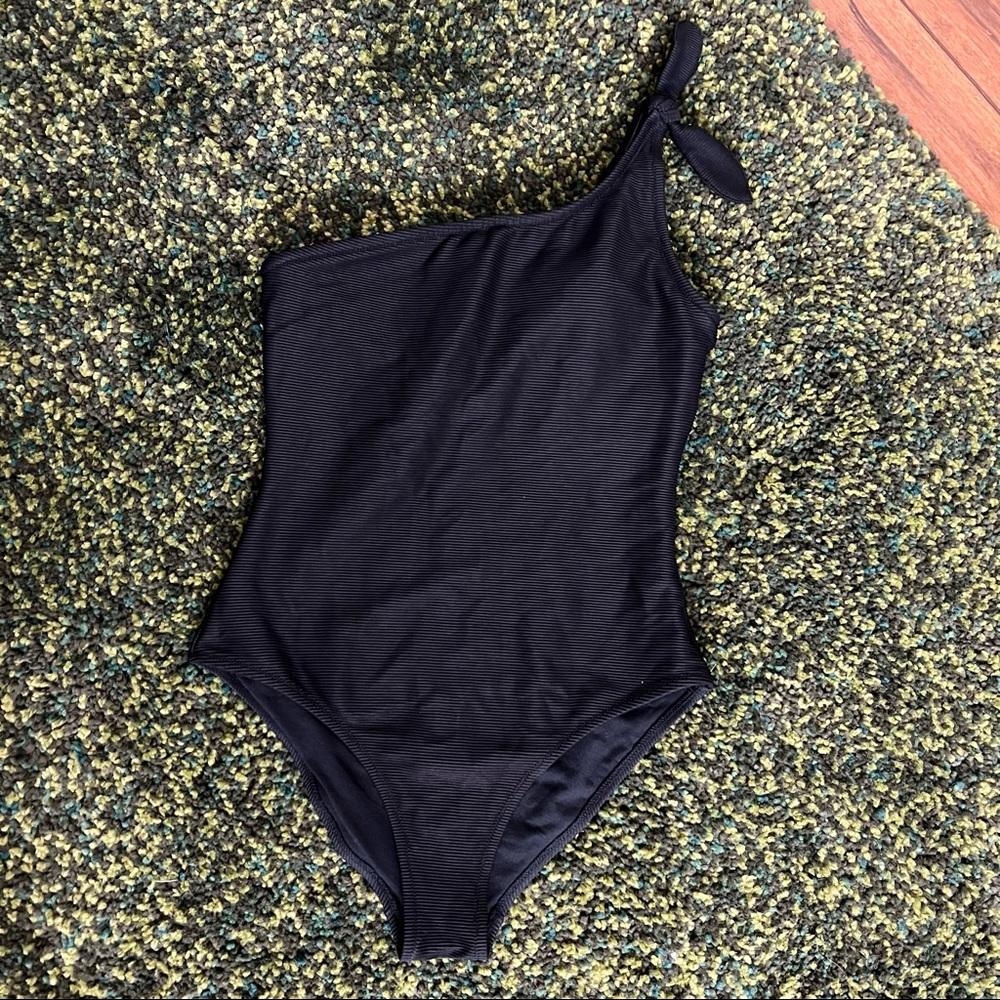 One shoulder ribbed Swim suit M